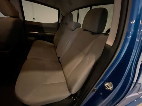 Used 2018 Toyota Tacoma SR5 image 22