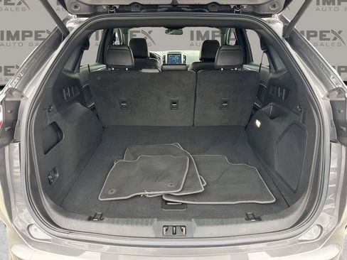 Used 2024 Ford Edge ST image 29