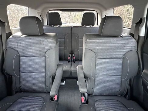 Used 2023 GMC Acadia SLE w/ Driver Convenience Package image 22