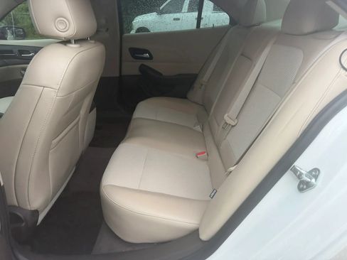 Used 2014 Chevrolet Malibu LT FWD image 9