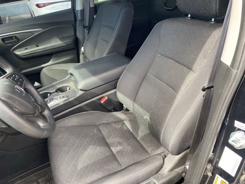 Used 2026 Honda Ridgeline Sport image 11
