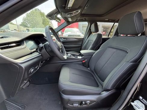 New 2026 Jeep Grand Cherokee Laredo X RWD image 15