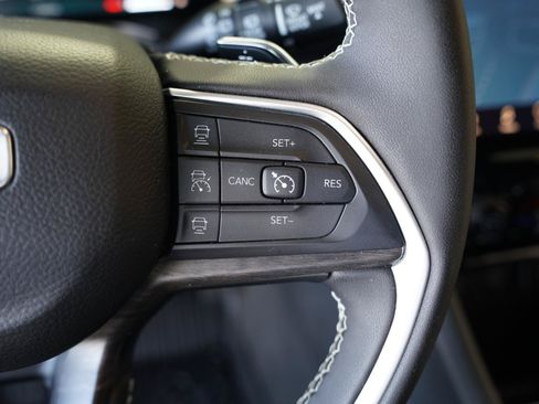 Used 2024 Jeep Grand Cherokee Limited 4xe AWD/4WD image 16