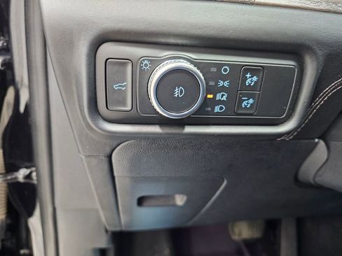 Used 2021 Ford Explorer Platinum w/ Equipment Group 601A image 34