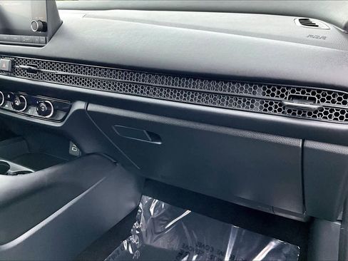 Used 2023 Honda HR-V LX image 18