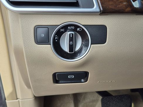 Used 2012 Mercedes-Benz ML 350 4MATIC image 28