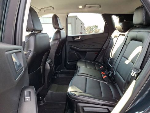 Certified 2022 Ford Escape SEL image 10