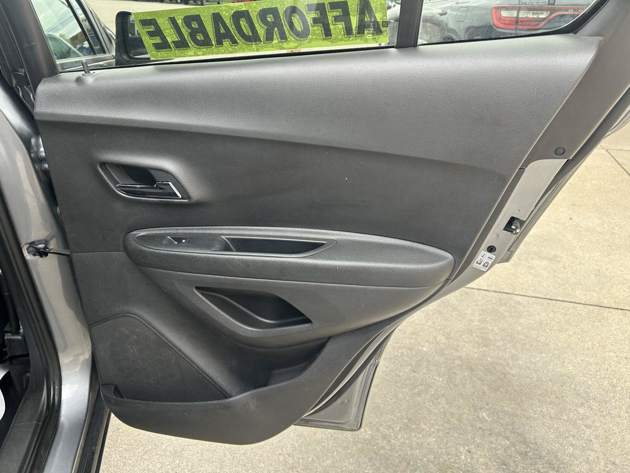 Used 2020 Chevrolet Trax LS w/ Tint and Cruise Package FWD image 15