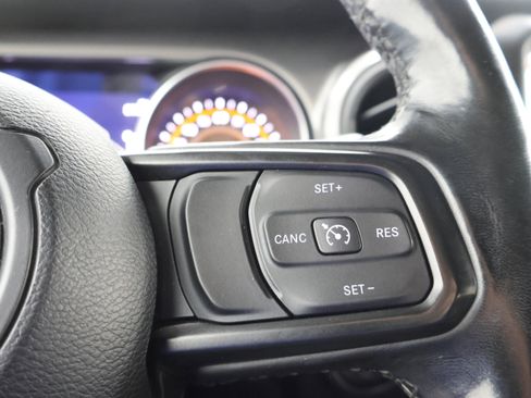 Used 2021 Jeep Wrangler Unlimited Sport AWD/4WD image 13