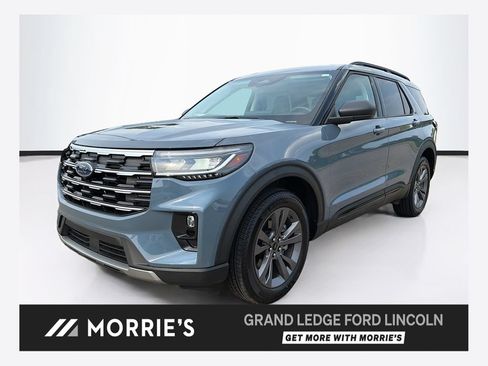 Used 2026 Ford Explorer Active w/ Active Comfort Package AWD/4WD image 1