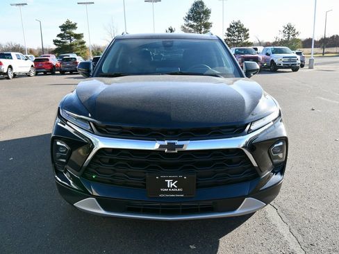 Certified 2024 Chevrolet Blazer LT w/ Convenience Package image 11