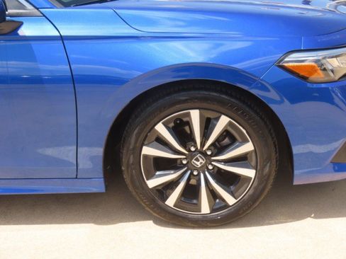 Used 2022 Honda Civic EX image 7