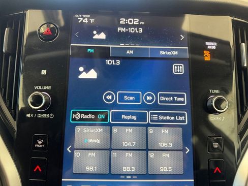 Used 2024 Subaru Outback Premium image 11