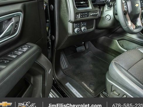 Certified 2023 Chevrolet Tahoe High Country w/ Premium Package 2 AWD/4WD image 8