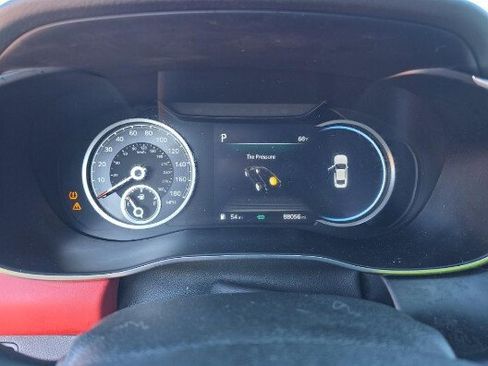 Used 2023 Genesis G70 2.0T w/ Sport Prestige Package image 14