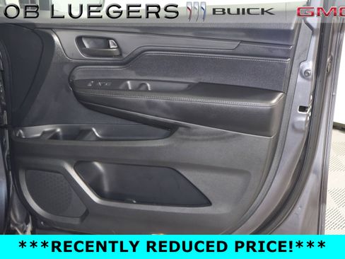 Used 2023 Honda Odyssey EX-L image 19