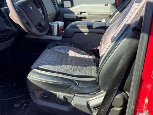 Used 2013 Ford F250 XLT w/ Chrome Pkg image 12