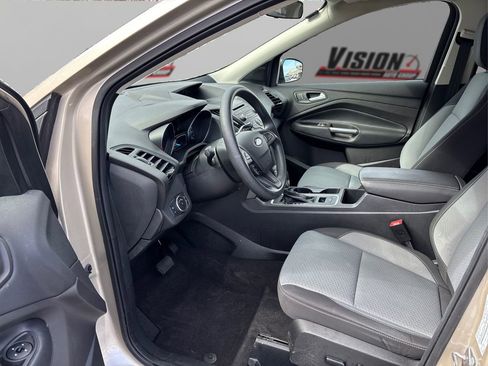 Used 2018 Ford Escape SE AWD/4WD image 9