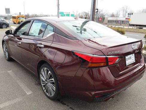 Certified 2024 Nissan Altima 2.5 SL image 8