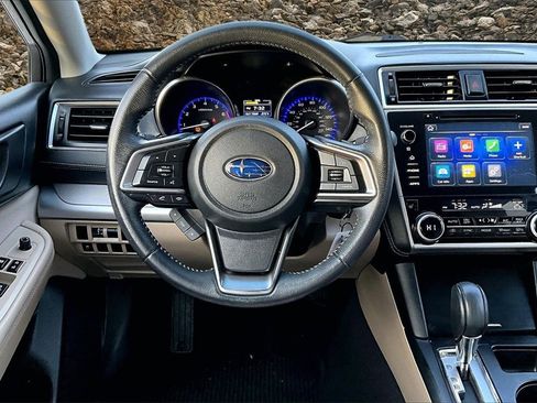 Used 2018 Subaru Outback 2.5i Premium image 5