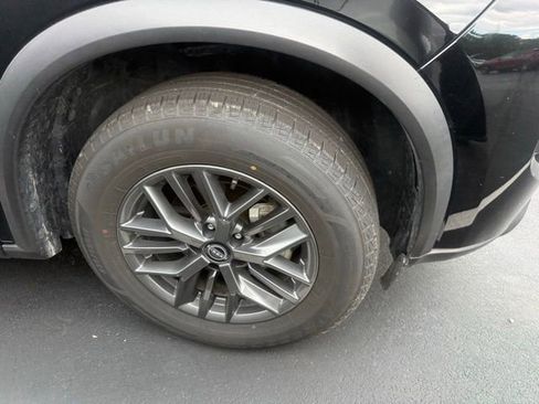 Used 2024 Nissan Rogue S FWD image 4