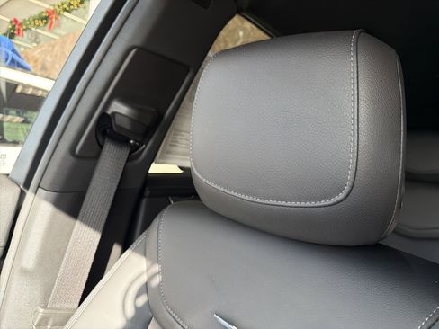 Used 2023 Cadillac XT5 Luxury image 18