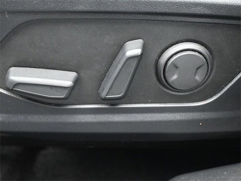 Used 2025 Hyundai Santa Cruz SEL image 33