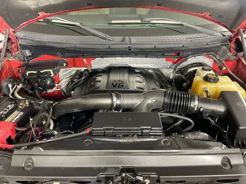 Used 2011 Ford F150 Lariat w/ Lariat Chrome Pkg image 9