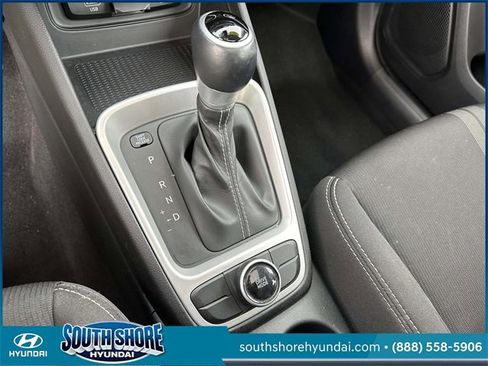 Certified 2023 Hyundai Venue SEL w/ Cargo Package image 33