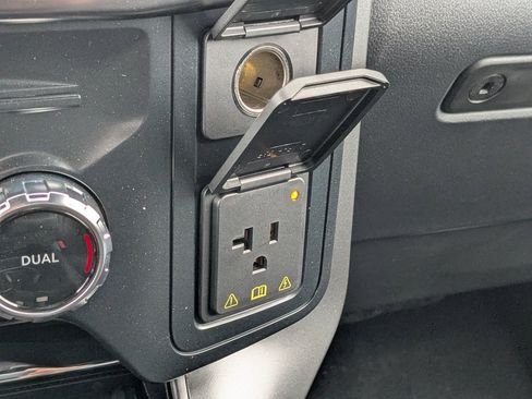 New 2025 Ford F150 Lariat w/ Equipment Group 501A Mid image 28