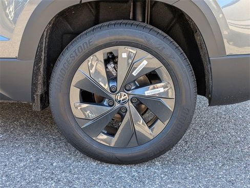 New 2026 Volkswagen Taos S image 11