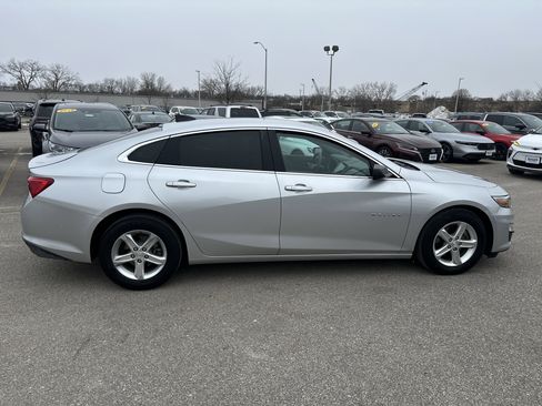 Used 2021 Chevrolet Malibu LS image 4
