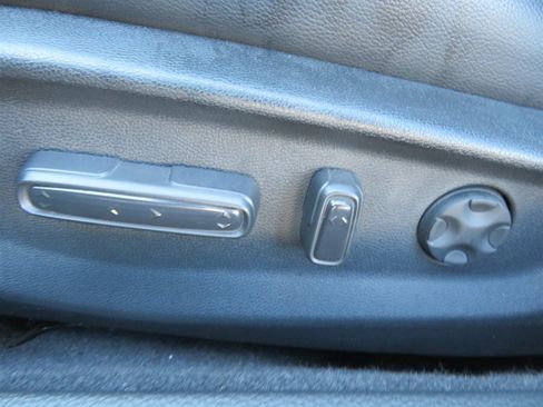 Used 2018 Honda Accord Sport image 13