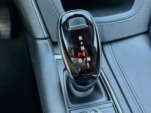 Used 2024 Cadillac XT6 Premium Luxury FWD image 31