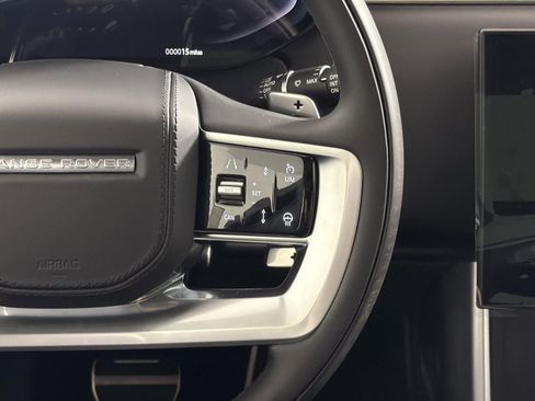 New 2026 Land Rover Range Rover Long Wheelbase SE image 13