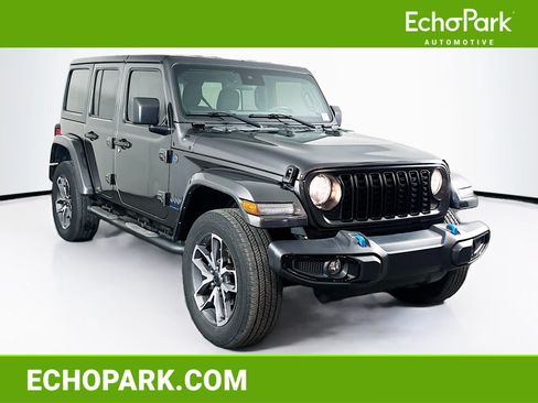 Used 2024 Jeep Wrangler Unlimited AWD/4WD image 1