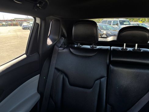 Used 2025 Jeep Compass Limited AWD/4WD image 40