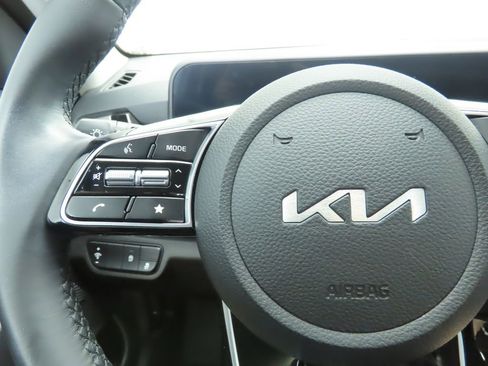 Used 2024 Kia Seltos S image 11