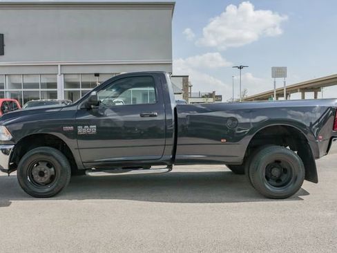 Used 2016 RAM 3500 Tradesman w/ Chrome Appearance Group image 18