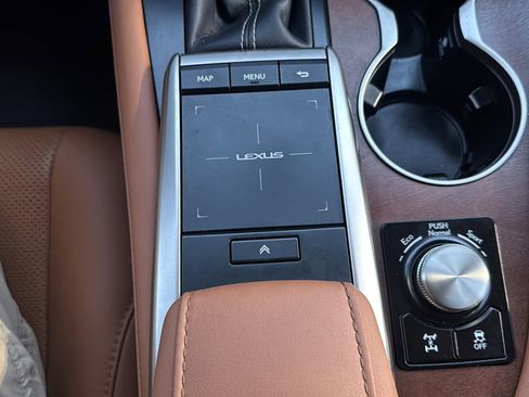 Used 2022 Lexus RX 350L Premium image 47