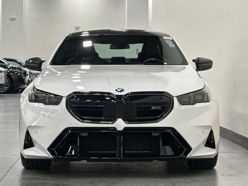 Used 2025 BMW M5 w/ Carbon Package AWD/4WD image 9