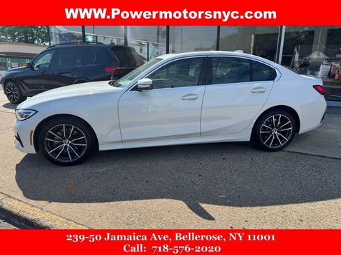 Used 2021 BMW 330i xDrive Sedan w/ Convenience Package AWD/4WD image 2