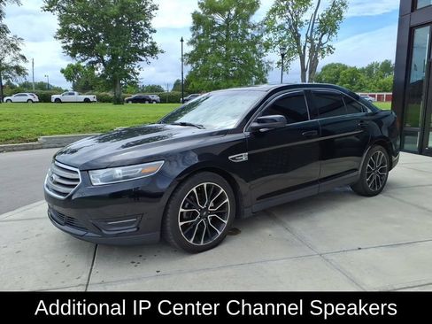 Used 2018 Ford Taurus SEL w/ Equipment Group 201A AWD/4WD image 3