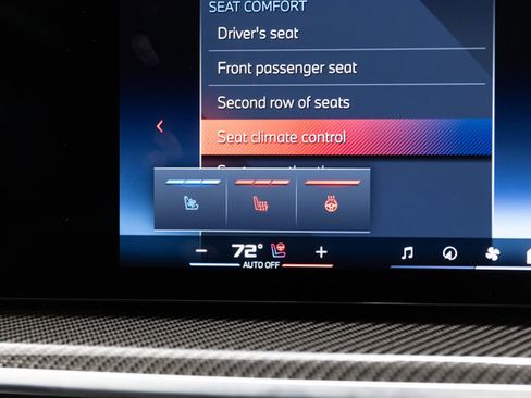 Used 2024 BMW X7 M60i w/ Executive Package image 18