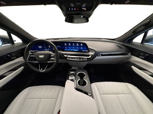 New 2026 Cadillac Lyriq Luxury image 23