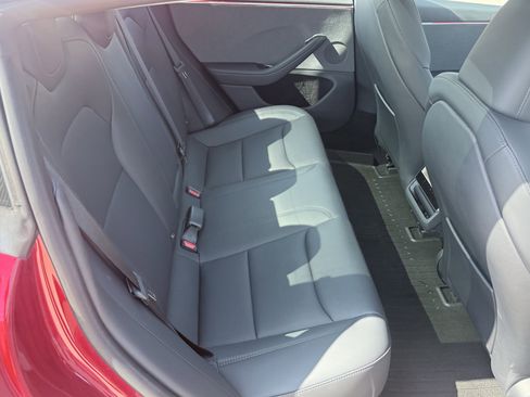 Used 2025 Tesla Model 3 RWD image 34