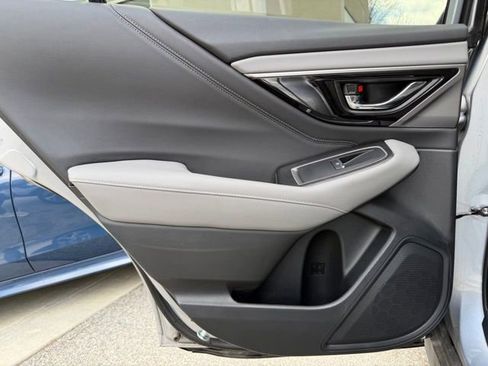 Used 2022 Subaru Outback Limited image 35