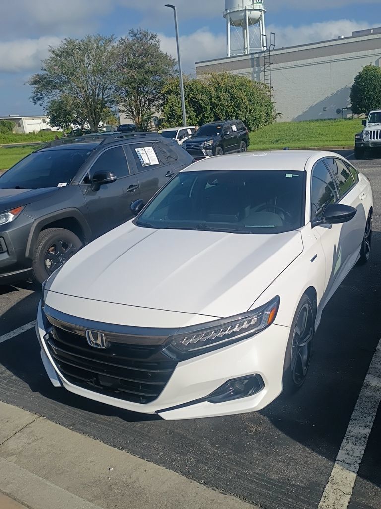 Used 2022 Honda Accord Sport image 1