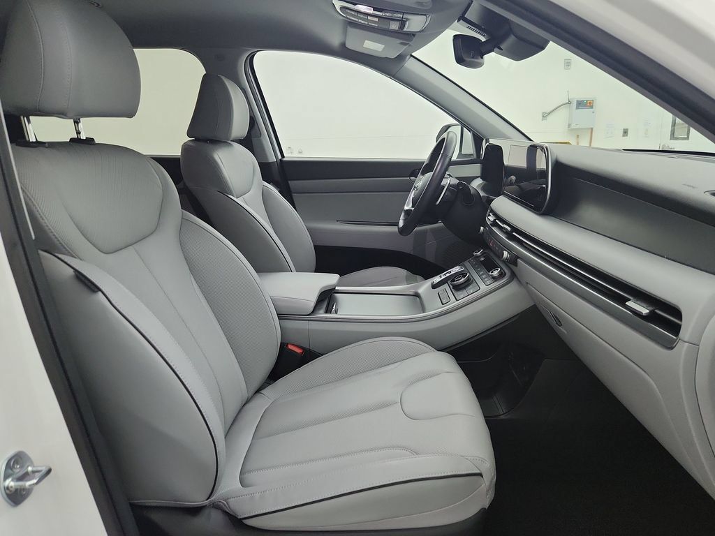 Used 2025 Hyundai Palisade SEL AWD/4WD image 36