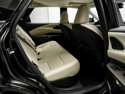 Used 2024 Lexus RX 350 Premium w/ Accessory Package (Z1) AWD/4WD image 36